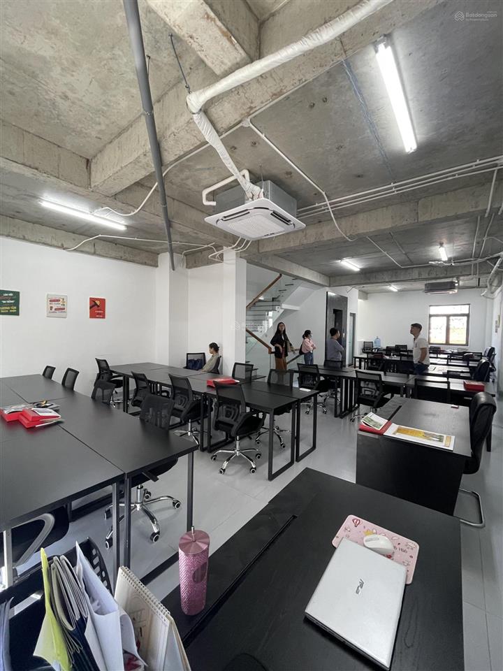 Cho thuê vp full nội thất thạnh mỹ lợi  bát nàn. dt 125m2 // 22 triệu