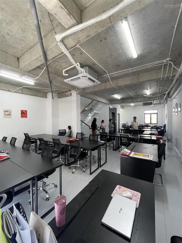 Cho thuê vp full nội thất thạnh mỹ lợi  bát nàn. dt 125m2 // 22 triệu