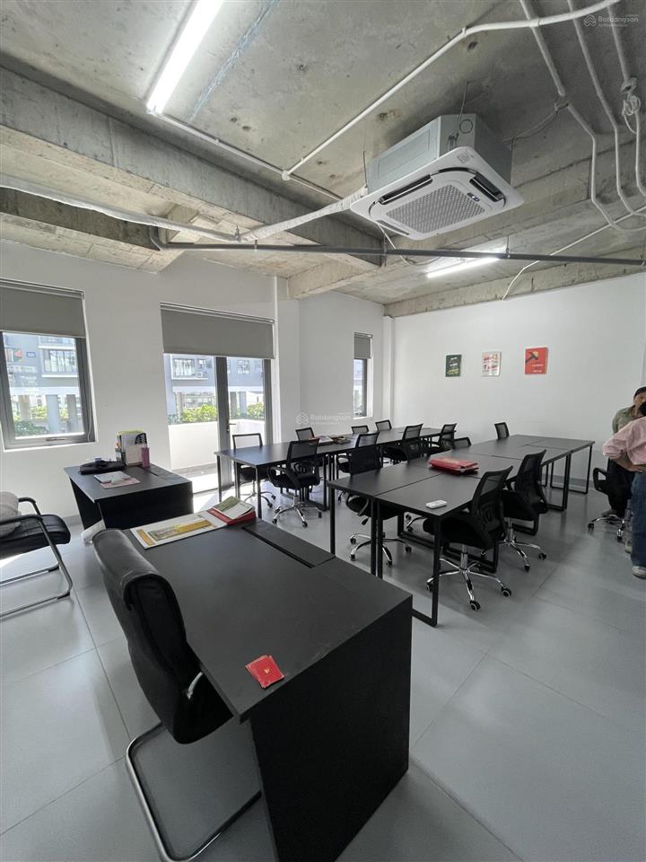 Cho thuê vp full nội thất thạnh mỹ lợi  bát nàn. dt 125m2 // 22 triệu