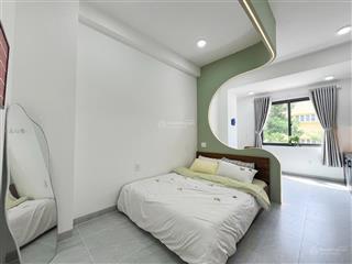 Đi bộ qua trường đh văn lang cơ sở 3