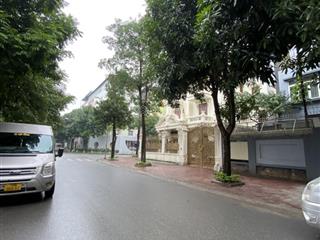 Bán toà nhà văn phòng  100m2  lê đức thọ  nam từ liêm  thang máy