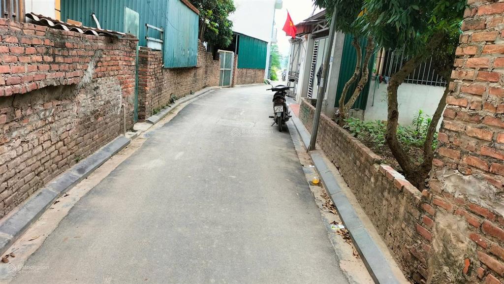 Hải bối 48m2 gần 4 tỷ oto đỗ cửa chân cầu thăng long ngay thành phố ven sông