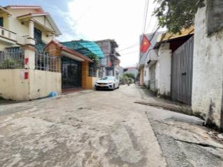 V.i.p trung oai  phúc thịnh (tiên dương cũ) gần bìa làng  đường thông ô tô vào tận đất