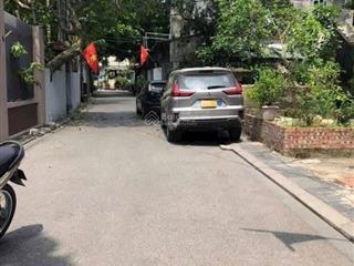 Đường thông tứ phía  oto tránh  kinh doanh cũng được  dân cư đông đúc  gần cao đẳng việt hàn
