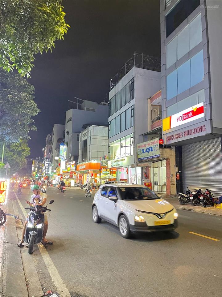 Bán nhà tân sơn nhì, 76.5 m² 3 tầng 6 tỷ, mới xây 1 năm
