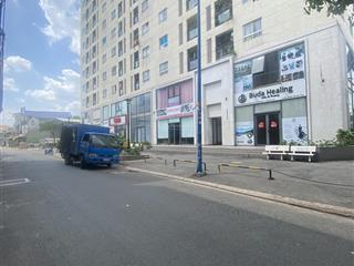 Bán nhà cạnh sân bay 60 m² 4 tầng chỉ 6 tỷ nhỉnh hẻm oto .