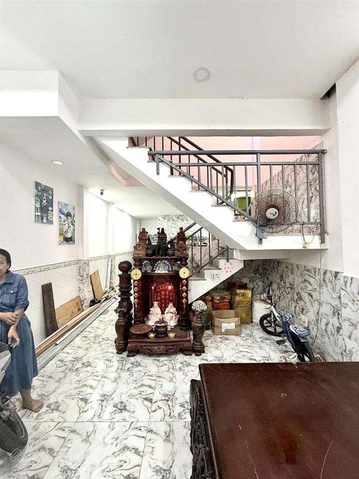 Bán nhà tân bình oto ngủ nhà 60 m2 3 tầng 5 tỷ nhỉnh