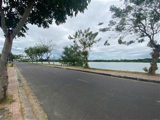 Bán đất tặng kèm biệt thự khu đảo nổi view sông lớn thoáng mát, 571m2 giá chỉ hơn 55 tr/m2