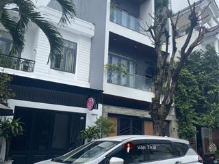 Bán gấp lô đất mặt tiền đường hàn thuyên, mặt tiền đường 7m5 ngay trung tâm thành phố