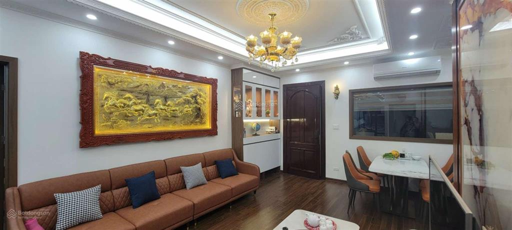 Bán căn hộ 3 phòng ngủ 107m2 trung hòa nhân chính, full nội thất mới đẹp, sổ đỏ chính chủ