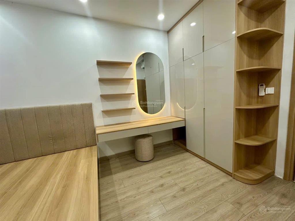 Cho thuê cc 2pn, 63m2 tại emerald  celadon city, giá ưu đãi 13 triệu vnd