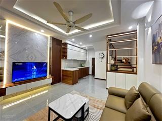 Con học xong, gđ cần bán nhà chùa láng, 36m2, 5t, 7.35 tỷ. nhà đẹp gần sát trường đh lớn