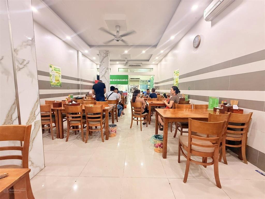 Bán mặt phố cổ nhuế, 111m2, mặt tiền 6m, 32 tỷ. kd đỉnh cao, qh ổn định