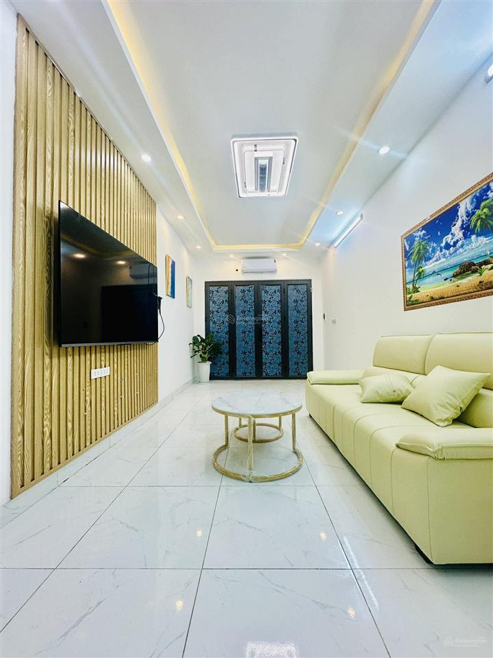 P. văn miếu, sổ đỏ 46m2, 8.3 tỷ, tặng full nội thất. xem ngay! 0972 174 ***