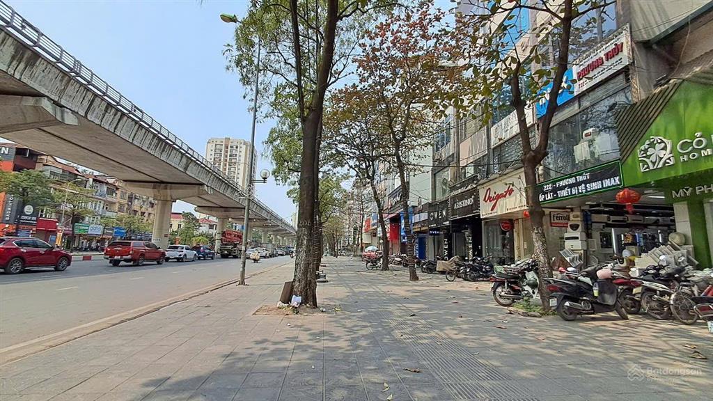 Nhà mặt phố hồ tùng mậu, nam từ liêm. vỉa hè 40m, kinh doanh ác liệt. nhà 1 mặt phố, 1 mặt ngõ