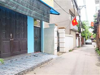 Bán đất đẹp phương canh, trịnh văn bô. mặt ngõ, ô tô vào nhà. gần phố và gần cđ fpt, đh cn đông á