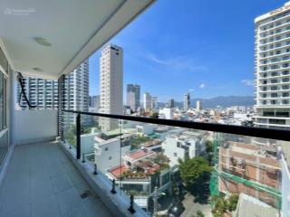 Bán căn hộ trung tâm nha trang cách biển chỉ 700m, 2pn 2wc 83m2 giá 3,5tỷ bao hết chi phí sang tên
