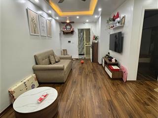 Chính chủ bán gấp căn 2 phòng ngủ 66m2 view hồ chung cư hh linh đàm giá tốt,  0967 070 ***