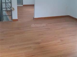 Mặt tiền hoàng sa 2 chiều gần hai bà trưng, ngang 5x4m, trệt 2 lầu, vỉa hè 3m, khu kd sầm uất