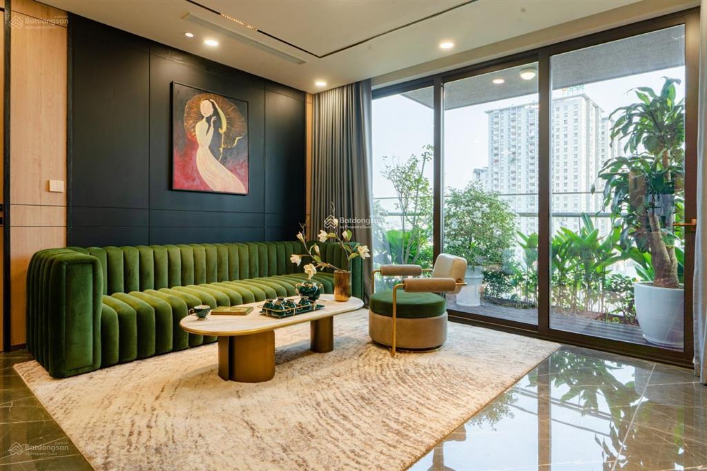 Bán căn 2 ngủ goldseaon 47 nguyễn tuân, sẵn sổ đỏ, có slot ô tô, đầy đủ nội thất, 6 tỷ