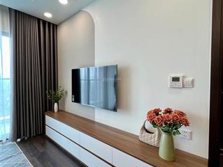 Bán căn góc 3 ngủ chung cư cầu giấy center point  110 cầu giấy, 85m2, sẵn sổ đỏ, 7,5 tỷ có tl