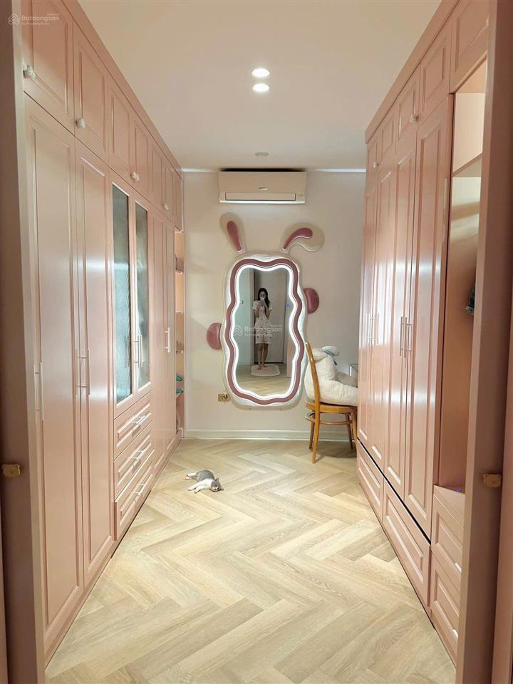 Bán căn 2 ngủ, chung cư 90 nguyễn tuân ( gần đại học khtn ), sẵn sổ, có slot ô tô, 6,8 tỉ