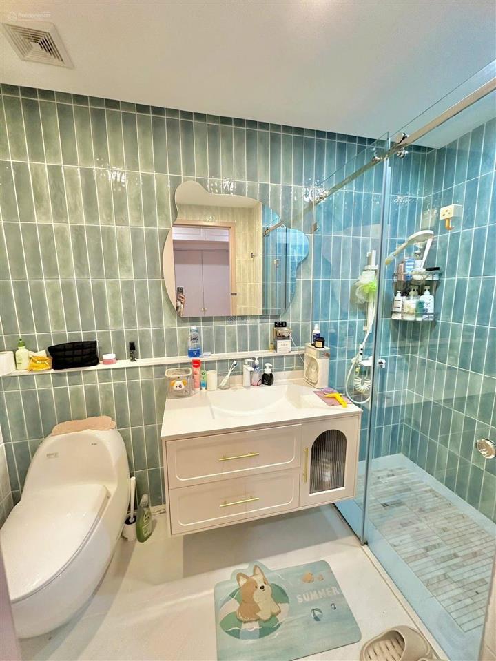 Bán căn 2 ngủ, chung cư 90 nguyễn tuân ( gần đại học khtn ), sẵn sổ, có slot ô tô, 6,8 tỉ