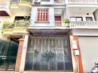 Phân lô hào nam, ngõ 4m, gần phố, ô tô tránh đỗ, vào nhà, khung cột tốt, 70m*4t