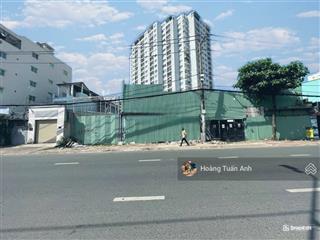 Ngộp bank bán gấp  bán đất mặt tiền nơ trang long  dt 700 m2 ctxd 2 hầm 10 tầng  giá 71 tỷ tl