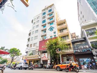 Ngộp bank! bán gấp khách sạn mặt tiền phạm ngũ lão dt 9x22m hầm 11 tầng hđt 400tr/th  giá 102 tỷ