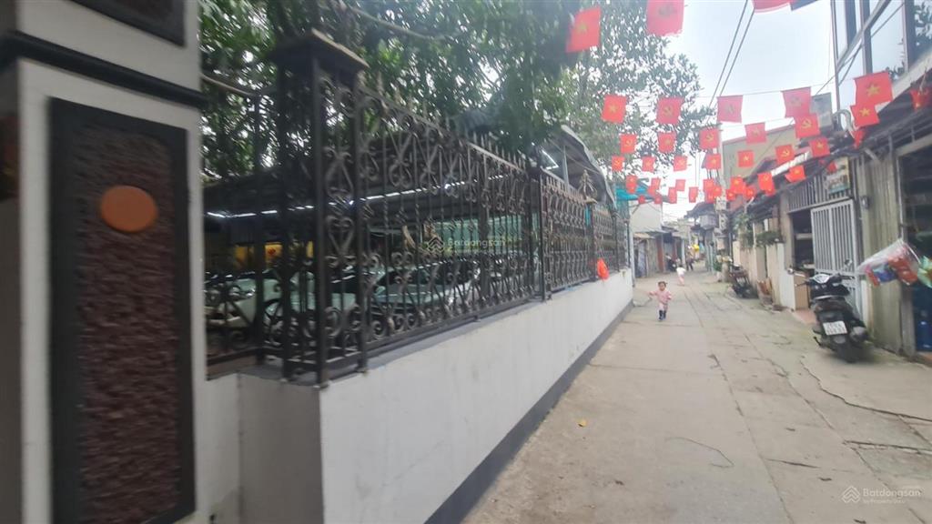 Đông ngạc trong đê oto đỗ, cần bán mảnh 52m2 7.2 tỷ oto 4 chỗ đỗ cổng