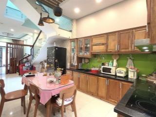 Thoại ngọc hầu  nhà mới tinh  chủ đang ở  4x19,5m  4pn  bán nhanh trả nợ  đổi nhà nhỏ hơn
