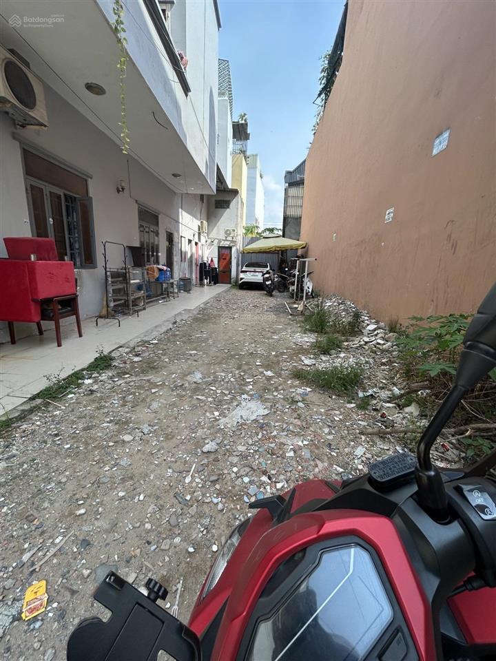 Đất trống  lê trọng tấn  oto vào nhà ngủ  hẻm 7m  gần mặt tiền  gần khu celadon