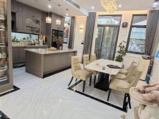 Bán biệt thự sân vườn long biên 3 mặt thoáng cạnh đường 40m