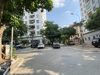 Chủ nhà cần bán nhanh, 270m2, mt 10, mặt phố trần thái tông, 1xx tỷ, 0903 784 ***