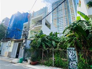 Siêu hiếm, lô đất 4,5x23 đường 8m ngay the vista an phú, giá chỉ 180 triệu/m2