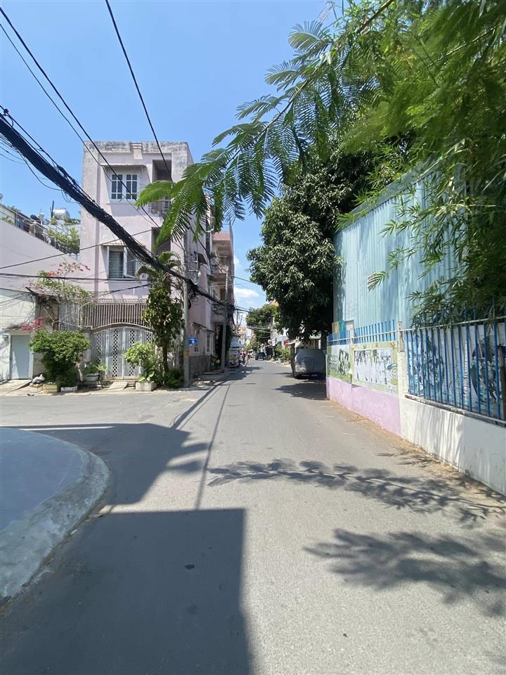 Hiếm, nhà 2 mt đường gần trần não  lương định của, dt 10x8m, giá 9,15 tỷ tl