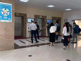 Bán nhà mặt phố hàng bài. gần hồ gươm. dt 300m2 x 10 tầng có hầm. sổ riêng fuii thổ cư. giá 698 tỷ
