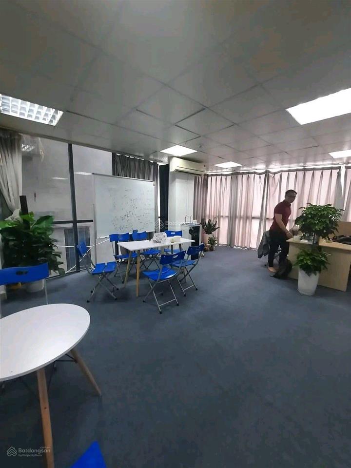 Bán nhà mặt phố hàng cót. dt 200m2x7tầng thang máy mt 16m. dòng tiền 522,56 triệu/tháng. giá 160tỷ