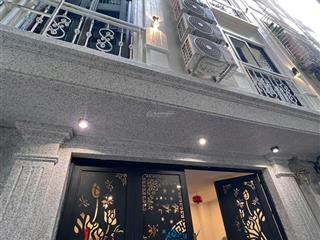 Bán nhà cho thuê dòng tiền, chùa láng, đống đa 65m2, 7 tầng 16.5 tỷ