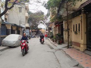 Bán nhà phân lô, vỉa hè, ô tô tránh,nguyễn khánh toàn, cầu giấy 6 tầng 14.8 tỷ có thương lượng
