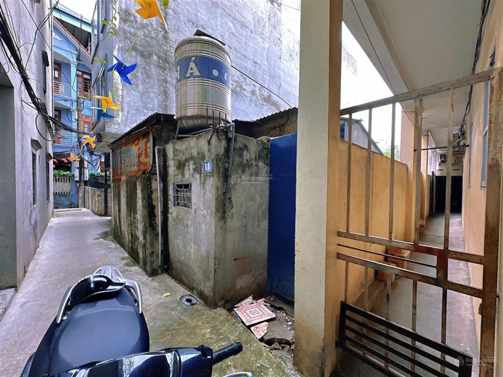 Bán đất cách mặt phố khoảng 30m, ba gác đỗ cửa hoàng quốc việt, cầu giấy 150m2 mt 7m 23 tỷ