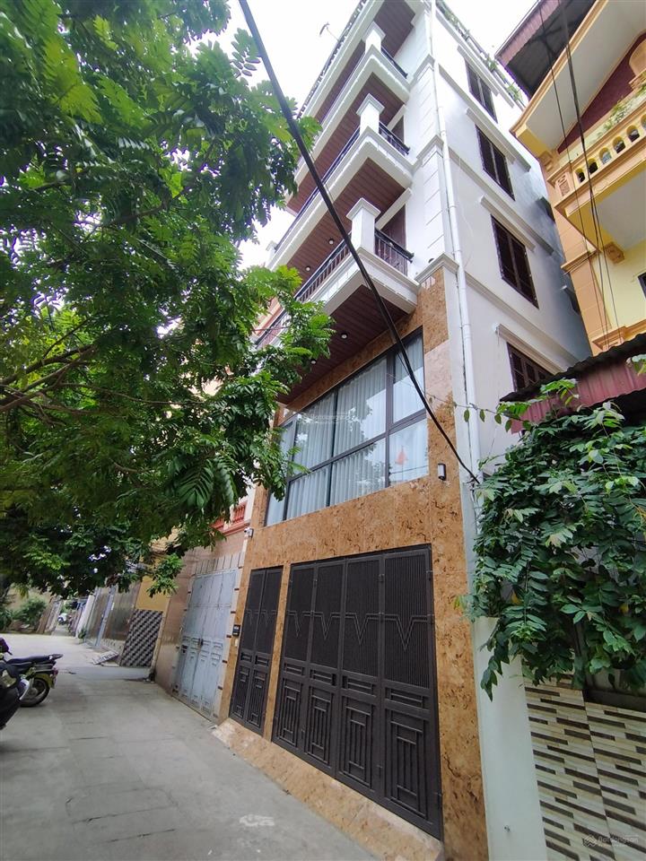 Bán nhà ô tô tránh, thang máy đỗ nhuận, từ liêm 6 tầng chào 22 tỷ có thương lượng