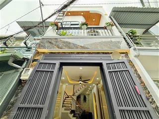 Bán nhà hẻm 3m sát hẻm xe hơi đường nguyễn văn khối, p.8, 3,3 x 10, 2 tầng giá 3.9 tỷ tl
