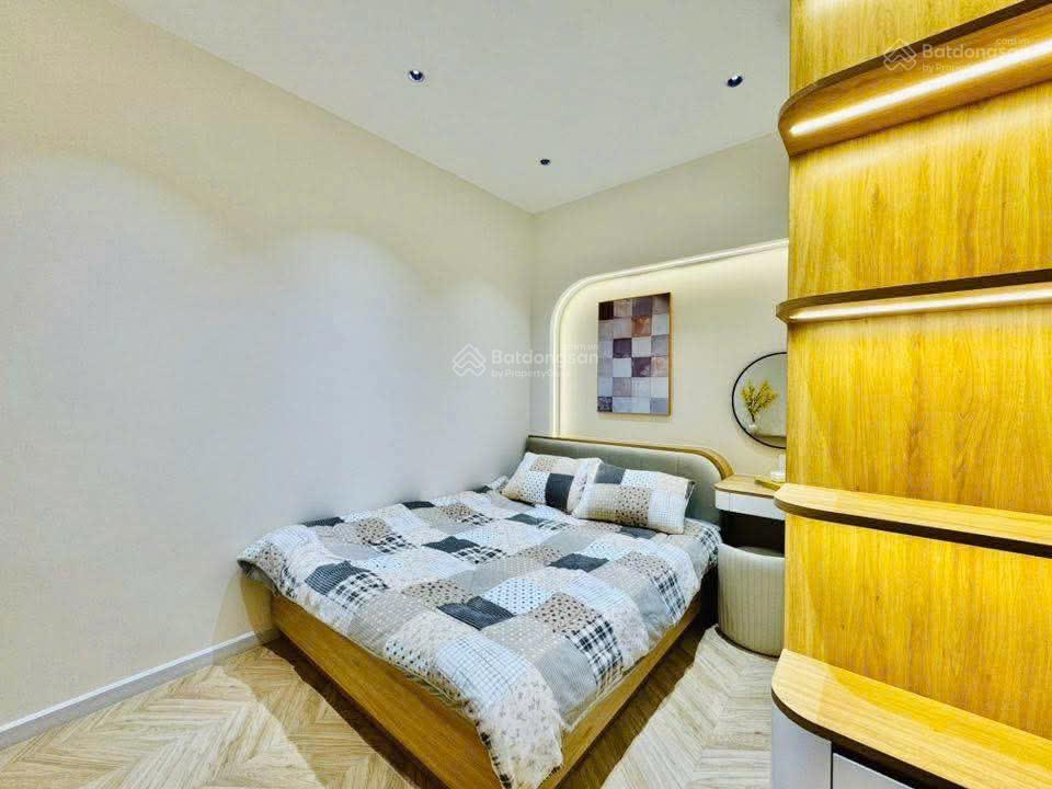 Bán nhà hẻm xe hơi 1 sẹc sát mt đường phạm văn chiêu, p.9, 3,7 x 16, 3pn giá 6.75 tỷ tl