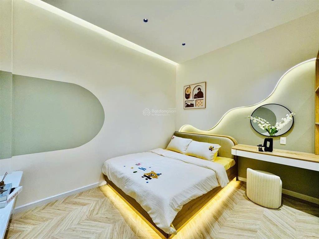 Bán nhà hẻm xe hơi 1 sẹc sát mt đường phạm văn chiêu, p.9, 3,7 x 16, 3pn giá 6.75 tỷ tl