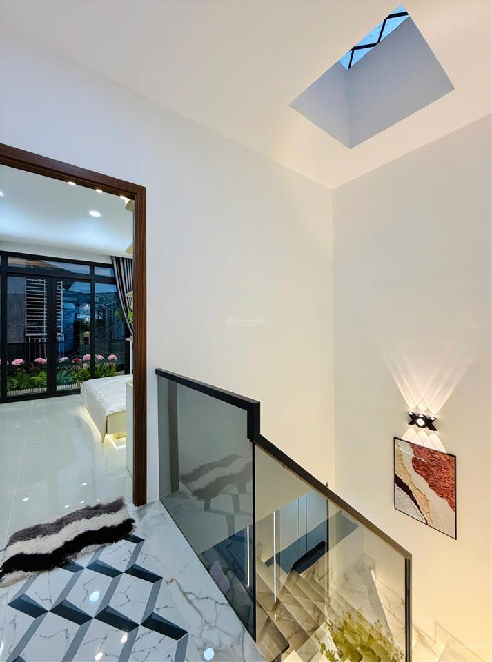 Bán nhà hẻm 3m sát hẻm xe hơi đường phạm văn chiêu, p.8, 4,5 nh 4,8 x 13, giá 5.39 tỷ tl