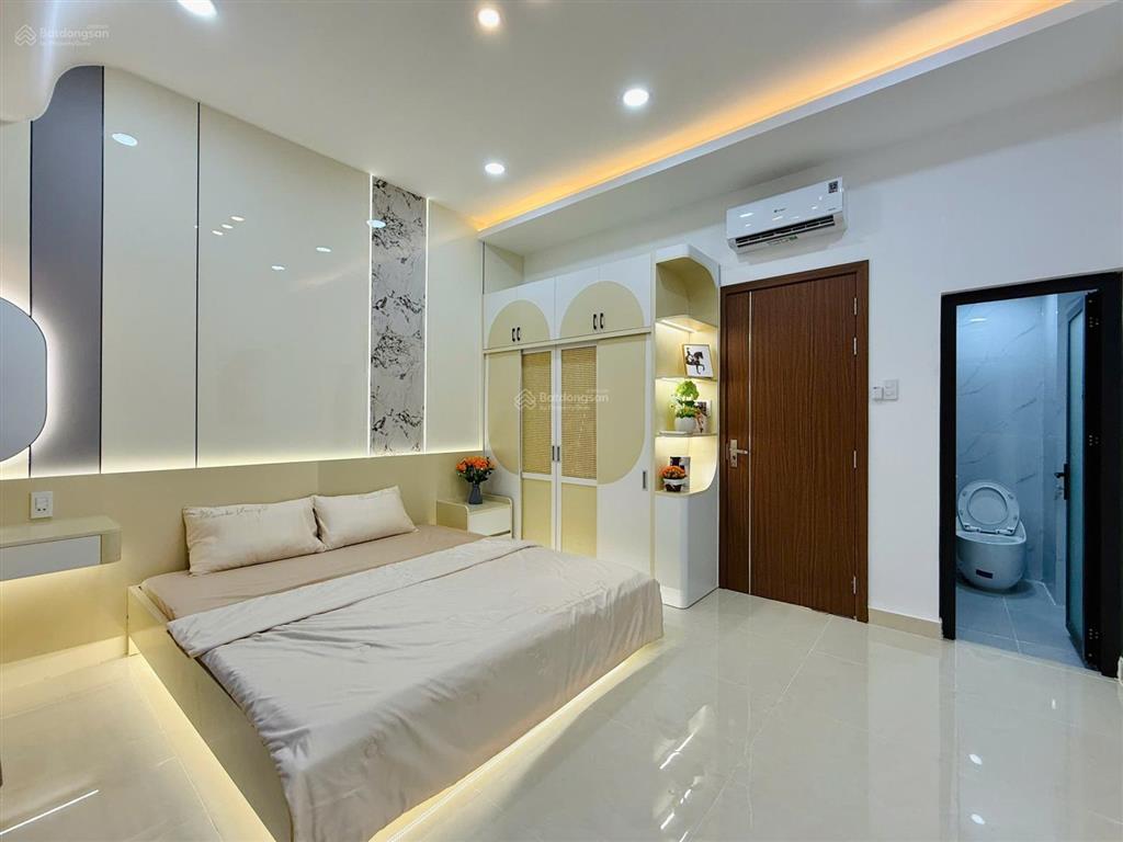 Bán nhà hẻm 3m sát hẻm xe hơi đường phạm văn chiêu, p.8, 4,5 nh 4,8 x 13, giá 5.39 tỷ tl