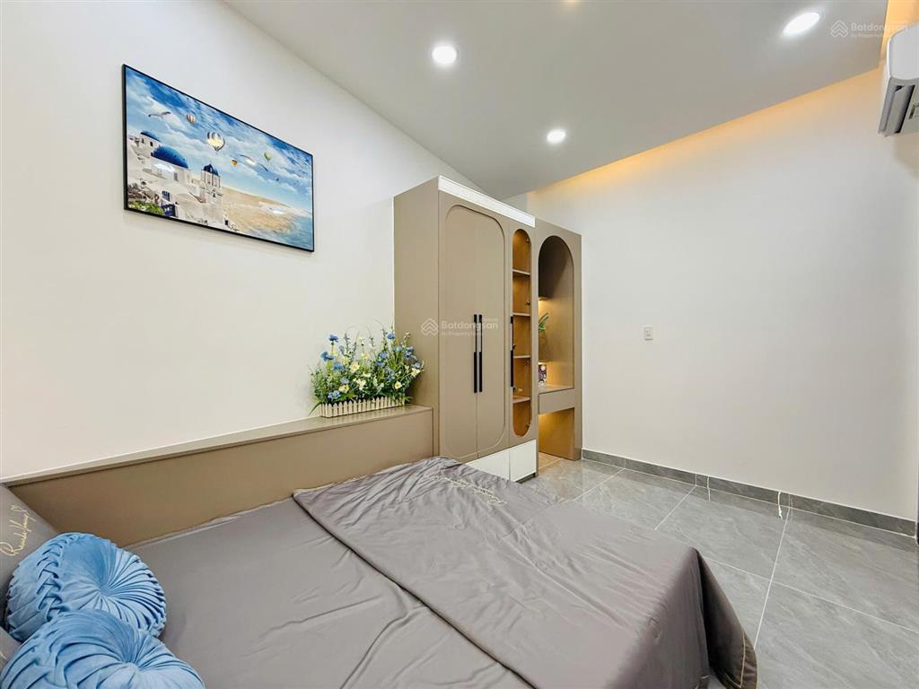 Bán nhà hẻm 3m sát hẻm xe hơi đường phạm văn chiêu, p.8, 4,5 nh 4,8 x 13, giá 5.39 tỷ tl