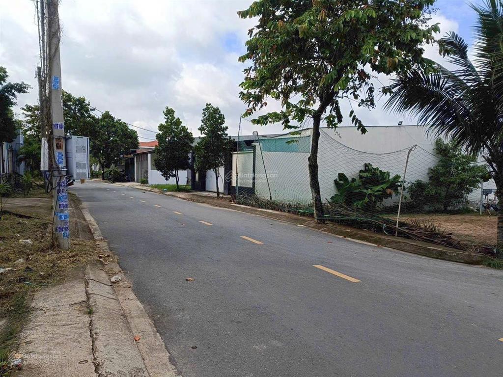 Đất 2 mt nhị bình 18  hóc môn dt 863m² cách bùi công trừng 200m giá tl chính chủ